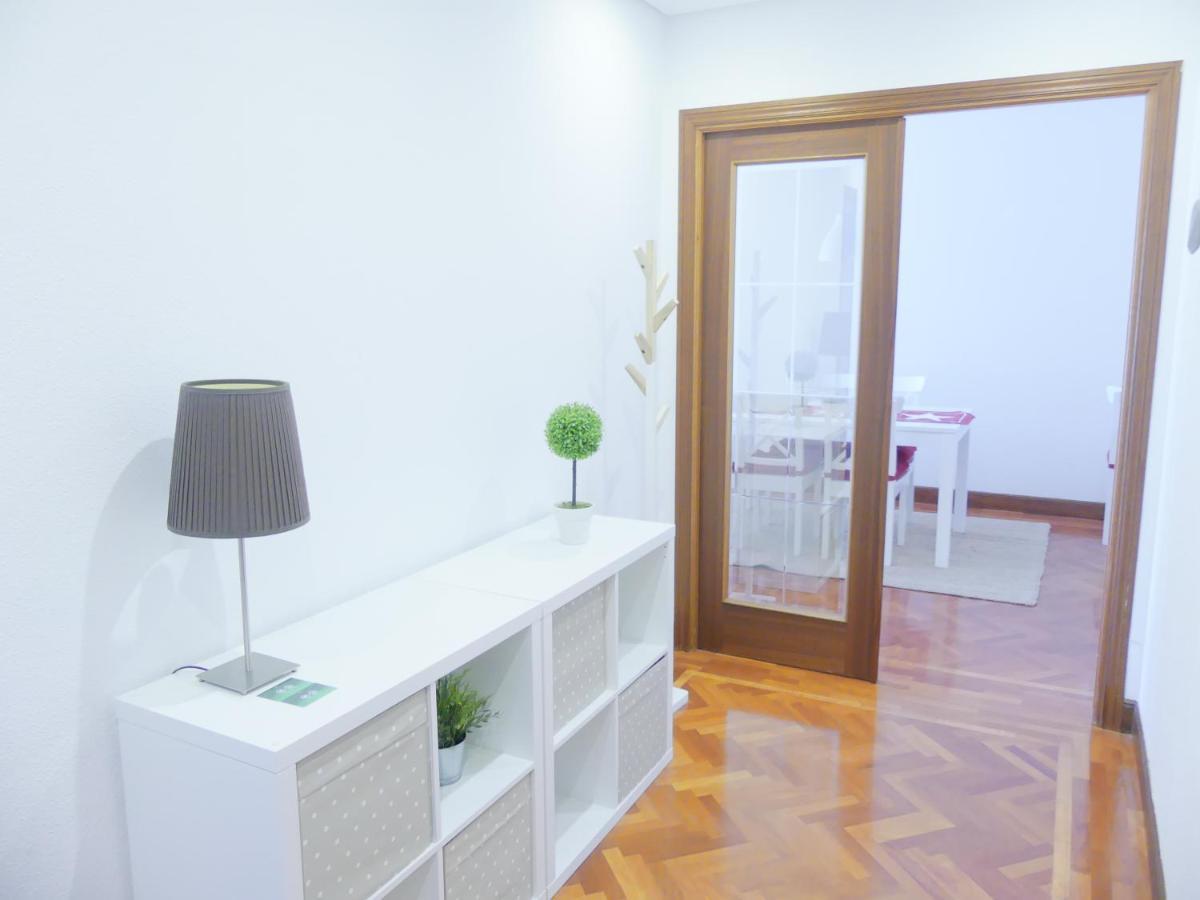 Apartamento Luminoso, Funcional Y Amplio En Zona Hospitalaria Pamplona Ngoại thất bức ảnh